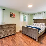 Family Home In Big Bass Lake With Fire Pit And Deck!