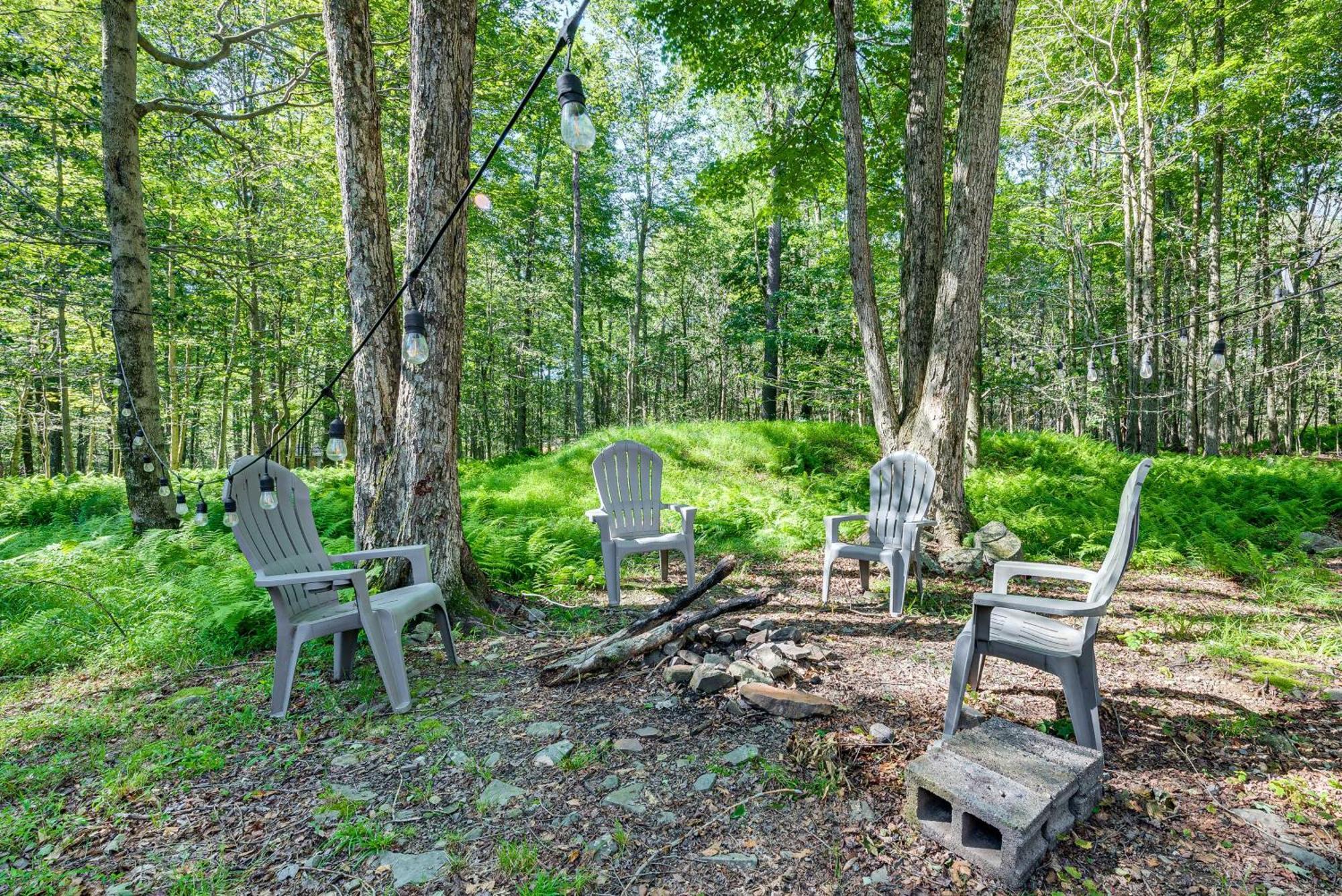 Family In Big Bass With Fire Pit And Deck! Holiday home *
